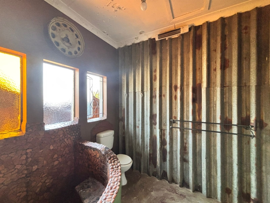 5 Bedroom Property for Sale in Parys Free State